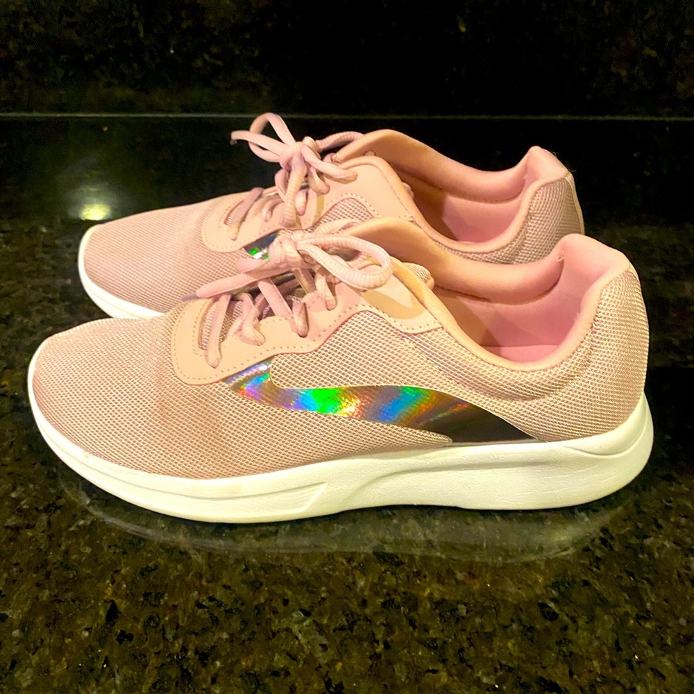 Athletic Works Pink tennis shoes